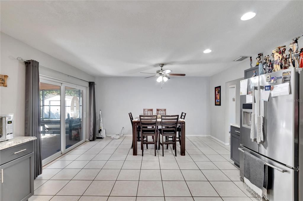 For Sale: $389,900 (3 beds, 2 baths, 1475 Square Feet)