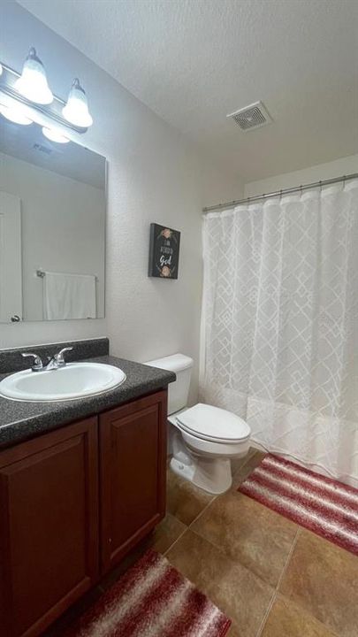 For Rent: $2,450 (4 beds, 2 baths, 2093 Square Feet)