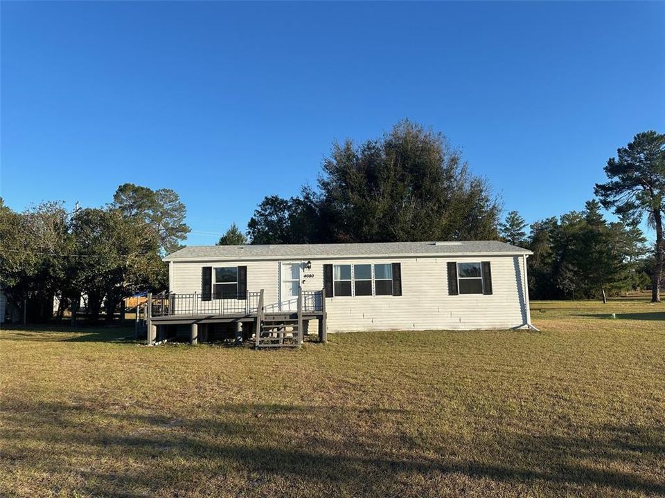 For Sale: $255,000 (3 beds, 2 baths, 1152 Square Feet)