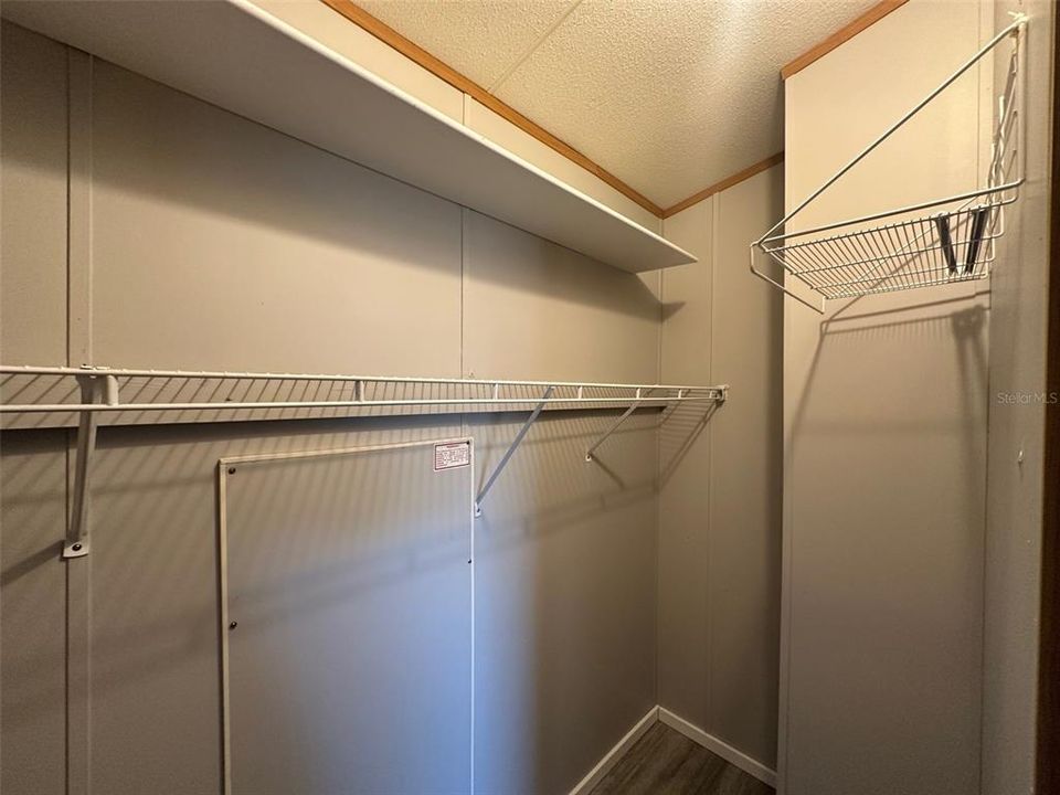 Walk-in Closet