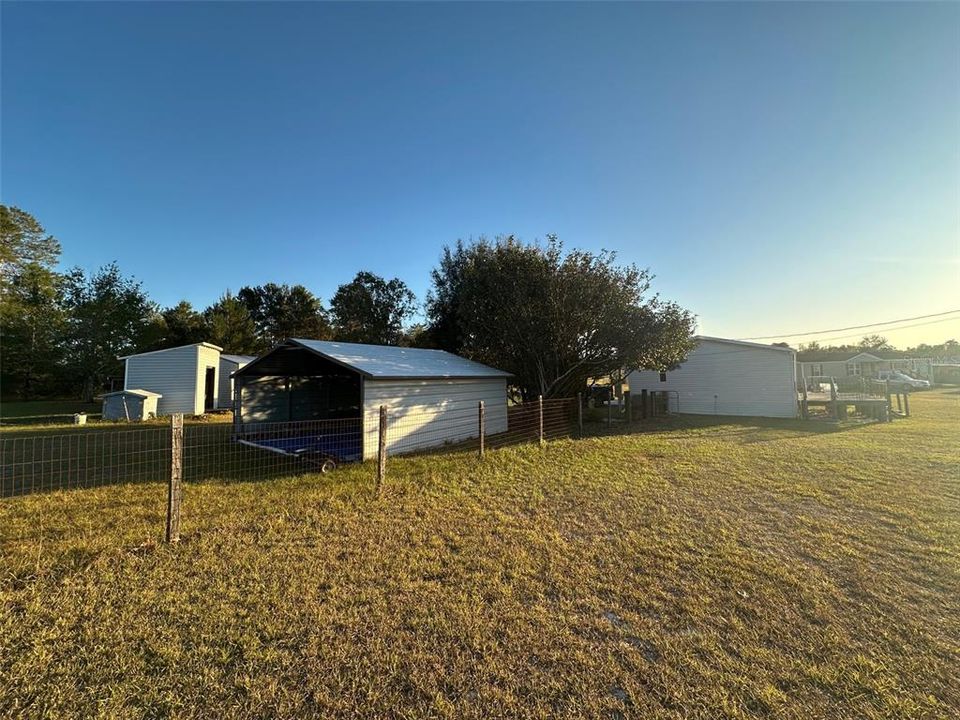 For Sale: $255,000 (3 beds, 2 baths, 1152 Square Feet)