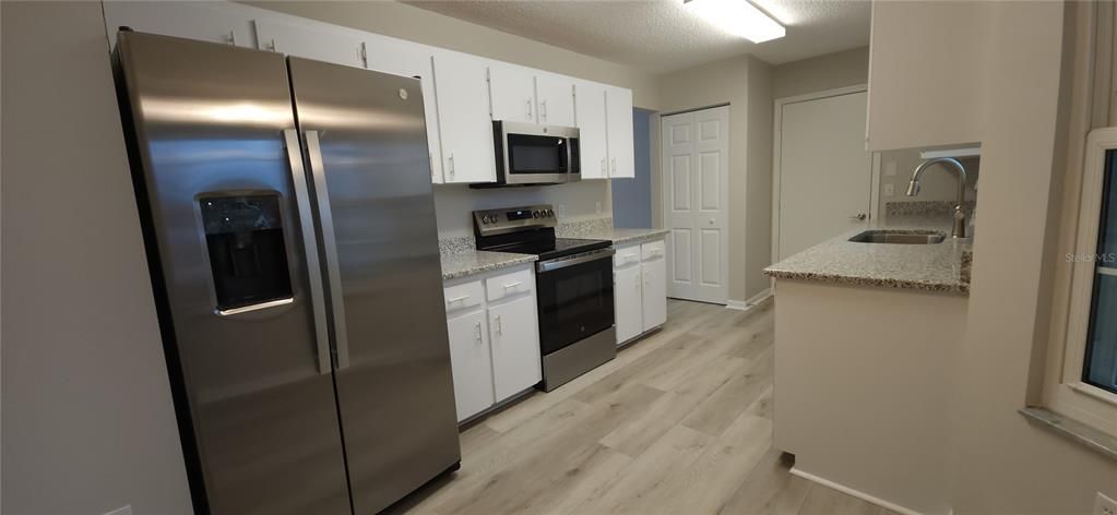 For Sale: $264,900 (3 beds, 2 baths, 1544 Square Feet)