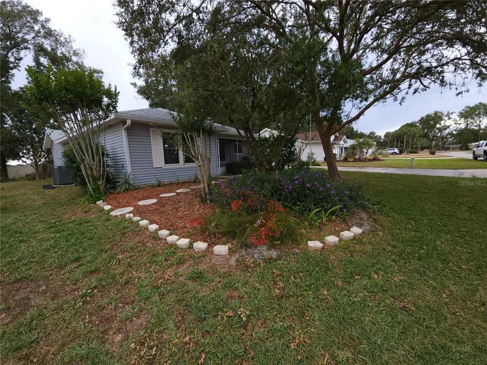 For Sale: $264,900 (3 beds, 2 baths, 1544 Square Feet)