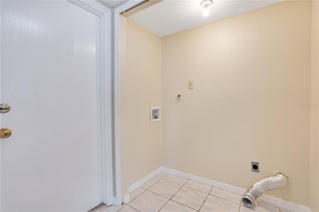 Downstairs Laundry Closet