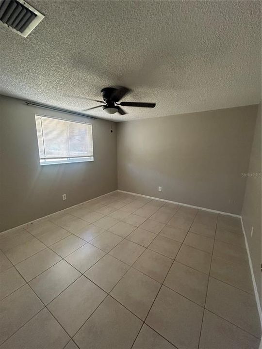 For Sale: $335,900 (3 beds, 2 baths, 1200 Square Feet)