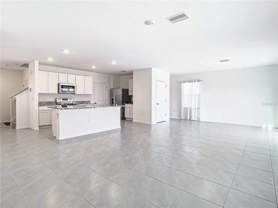 For Sale: $415,000 (4 beds, 2 baths, 2260 Square Feet)