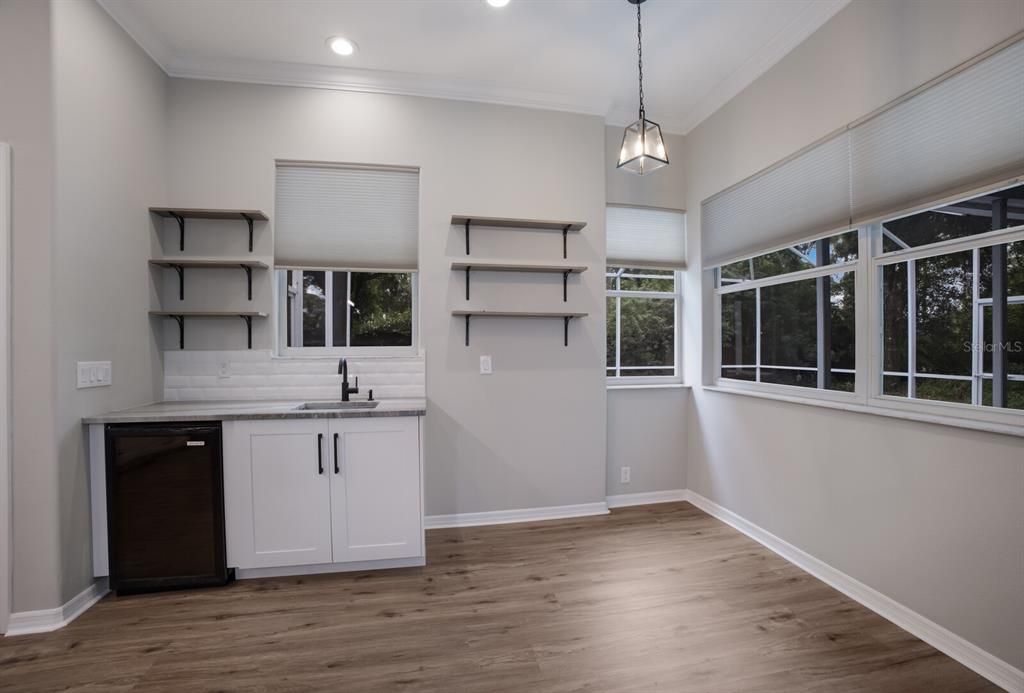 Active With Contract: $3,500 (3 beds, 2 baths, 1675 Square Feet)