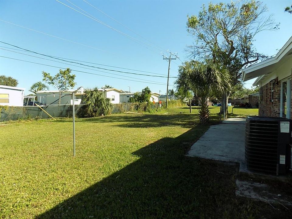 For Sale: $319,900 (3 beds, 2 baths, 1230 Square Feet)