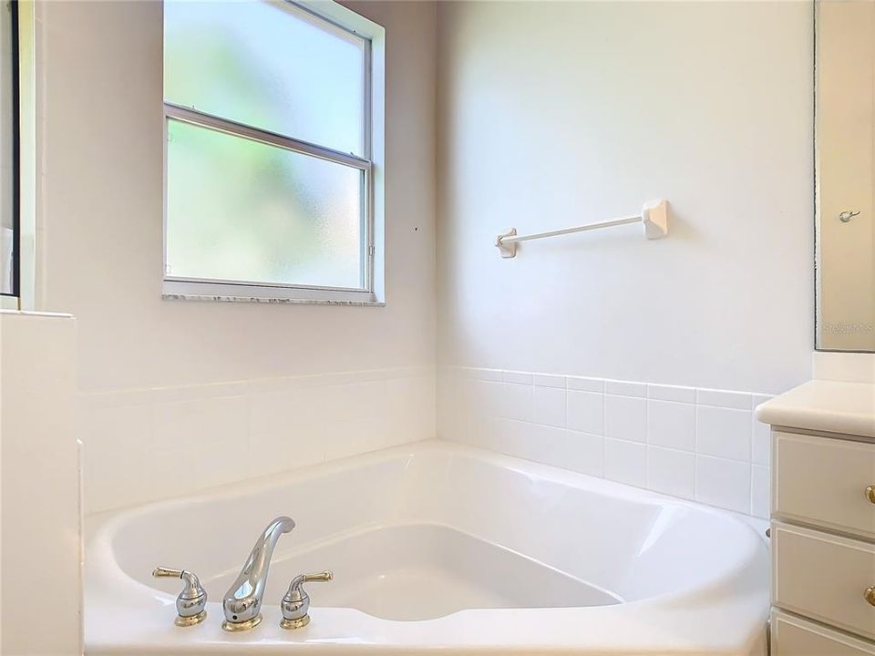 Soaking Tub