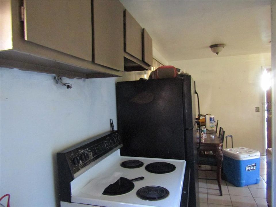 For Sale: $199,999 (3 beds, 1 baths, 936 Square Feet)