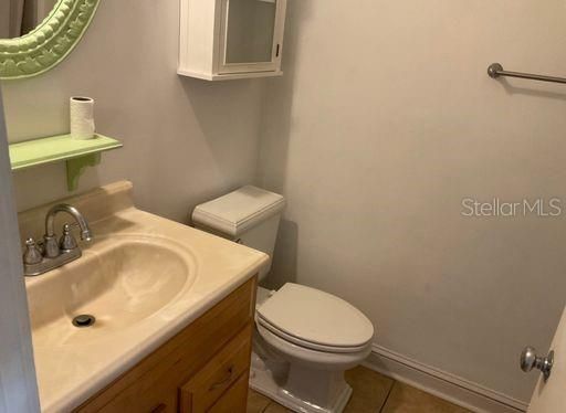 For Rent: $1,100 (1 beds, 1 baths, 550 Square Feet)