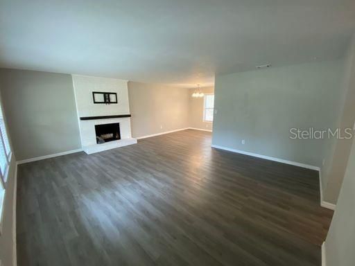 For Rent: $2,000 (3 beds, 2 baths, 1231 Square Feet)