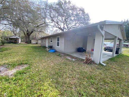 For Rent: $2,000 (3 beds, 2 baths, 1231 Square Feet)