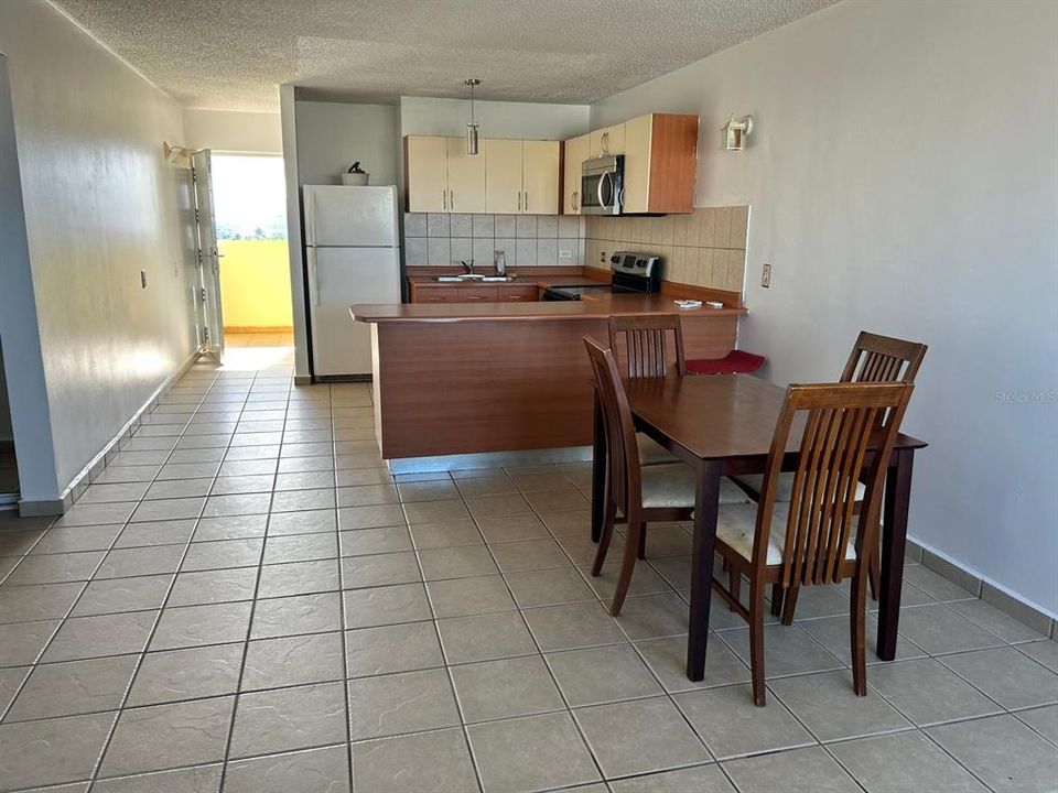 For Sale: $145,000 (3 beds, 1 baths, 120 Square Feet)