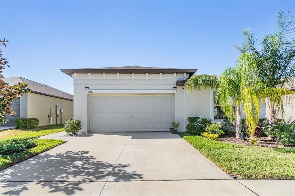 For Sale: $349,990 (4 beds, 2 baths, 1841 Square Feet)