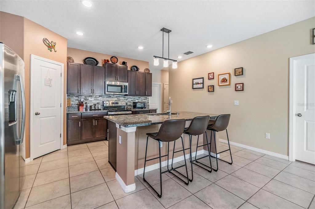 For Sale: $349,990 (4 beds, 2 baths, 1841 Square Feet)