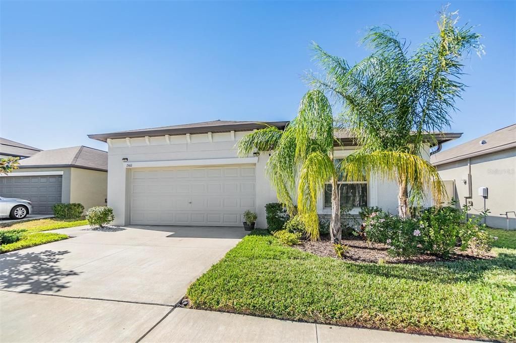 For Sale: $349,990 (4 beds, 2 baths, 1841 Square Feet)