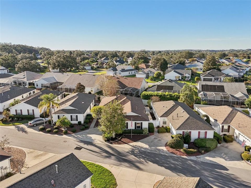 For Sale: $325,000 (3 beds, 2 baths, 1607 Square Feet)