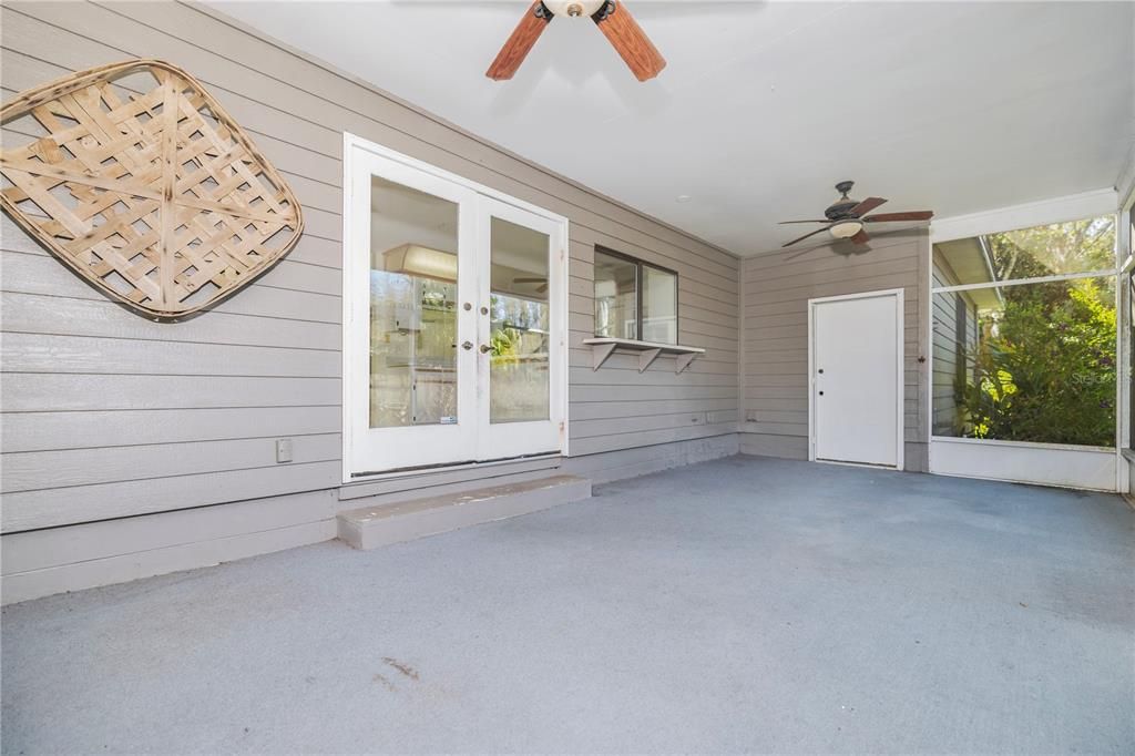 Large Screened Patio with waterfront views