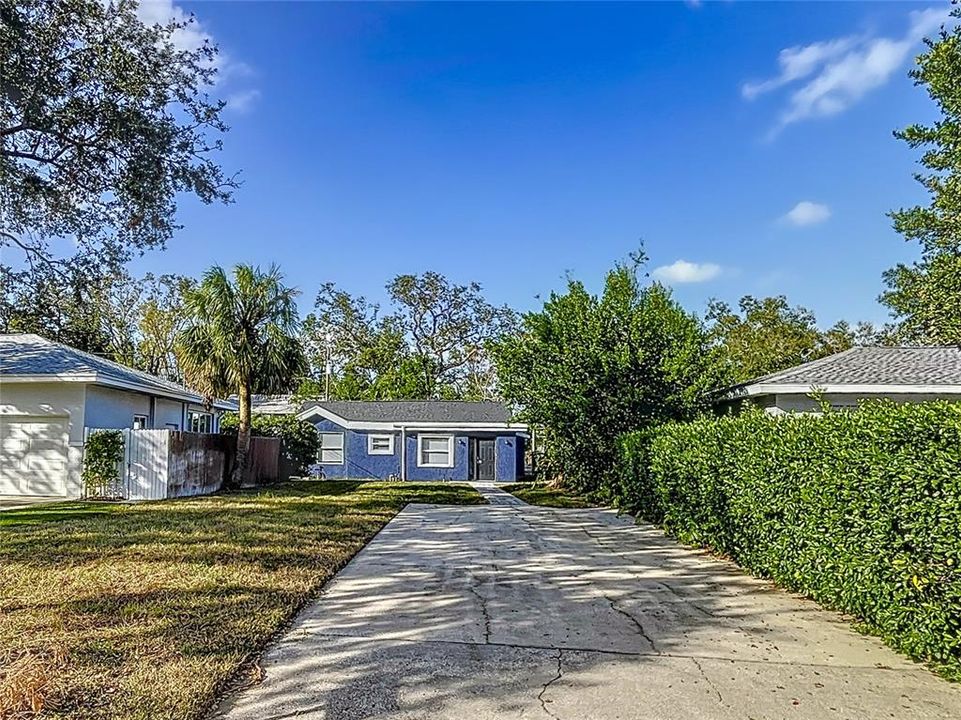 For Sale: $594,900 (3 beds, 2 baths, 1606 Square Feet)