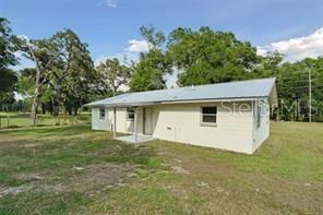 For Sale: $234,000 (3 beds, 2 baths, 1400 Square Feet)