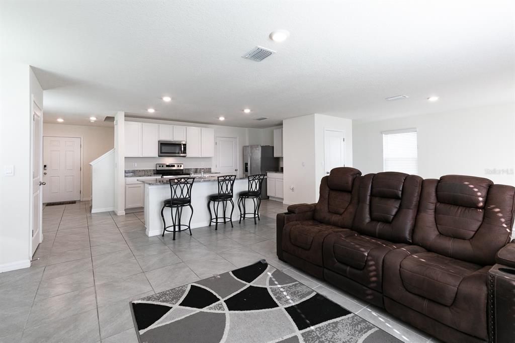 Active With Contract: $295,000 (4 beds, 2 baths, 2198 Square Feet)