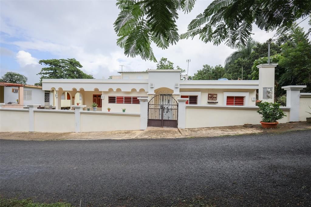 Recently Sold: $210,000 (0 beds, 0 baths, 2490 Square Feet)