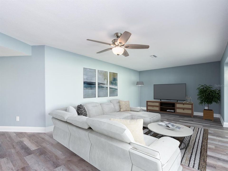 Active With Contract: $679,900 (3 beds, 2 baths, 1962 Square Feet)