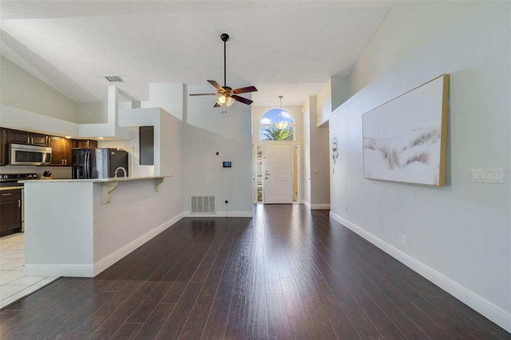 FOYER/DINING AREA.