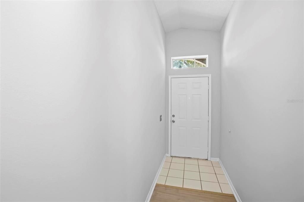 For Sale: $385,000 (3 beds, 2 baths, 1570 Square Feet)