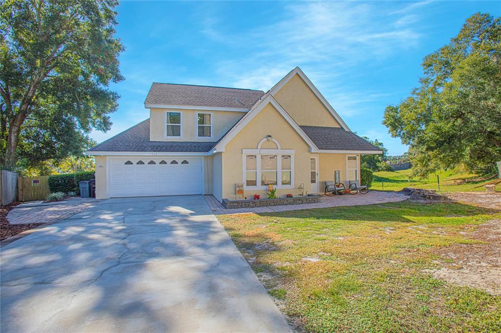 For Sale: $435,000 (3 beds, 2 baths, 1924 Square Feet)