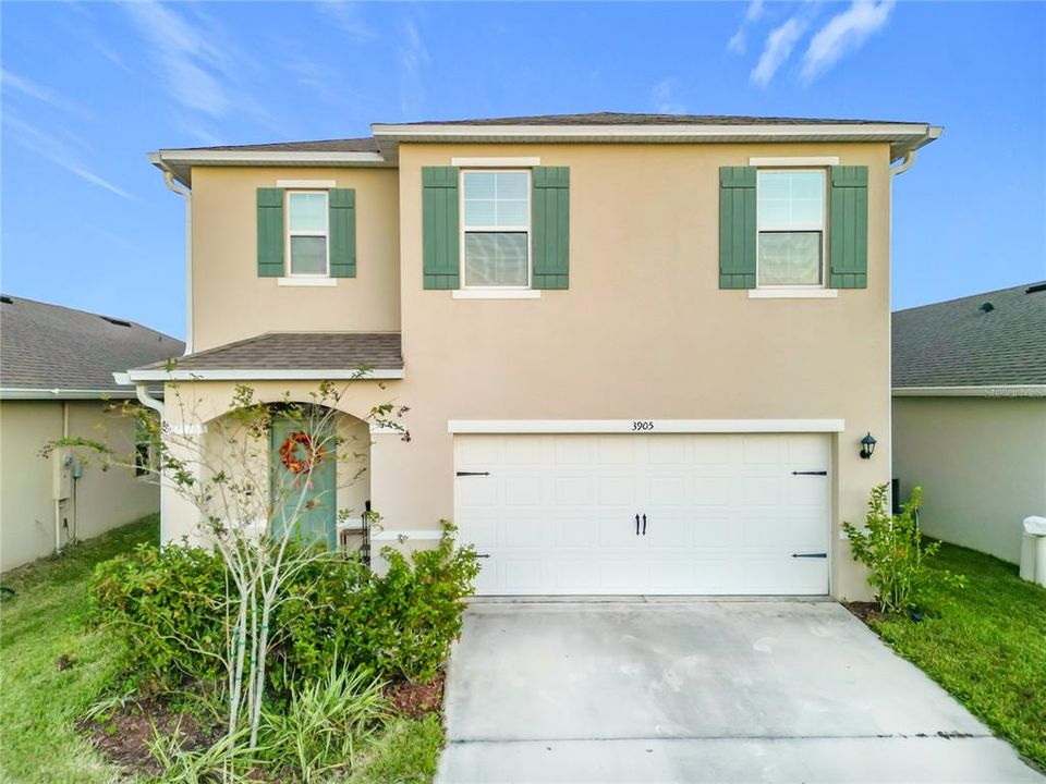 For Sale: $459,000 (5 beds, 3 baths, 2471 Square Feet)