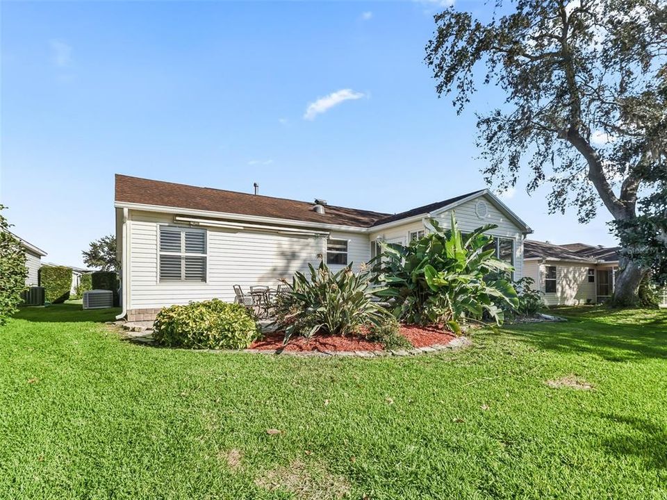 For Sale: $410,000 (3 beds, 2 baths, 1527 Square Feet)