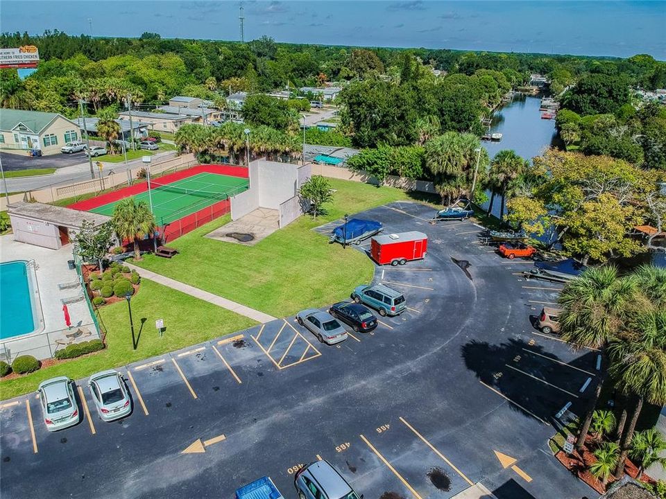 合同活跃: $1,325 (1 贝兹, 1 浴室, 760 平方英尺)