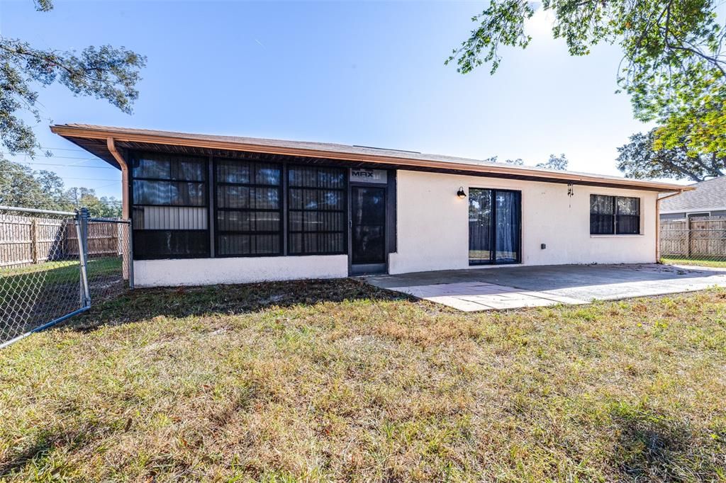 For Sale: $259,000 (3 beds, 2 baths, 1384 Square Feet)