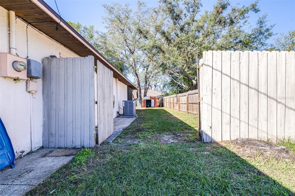 For Sale: $259,000 (3 beds, 2 baths, 1384 Square Feet)