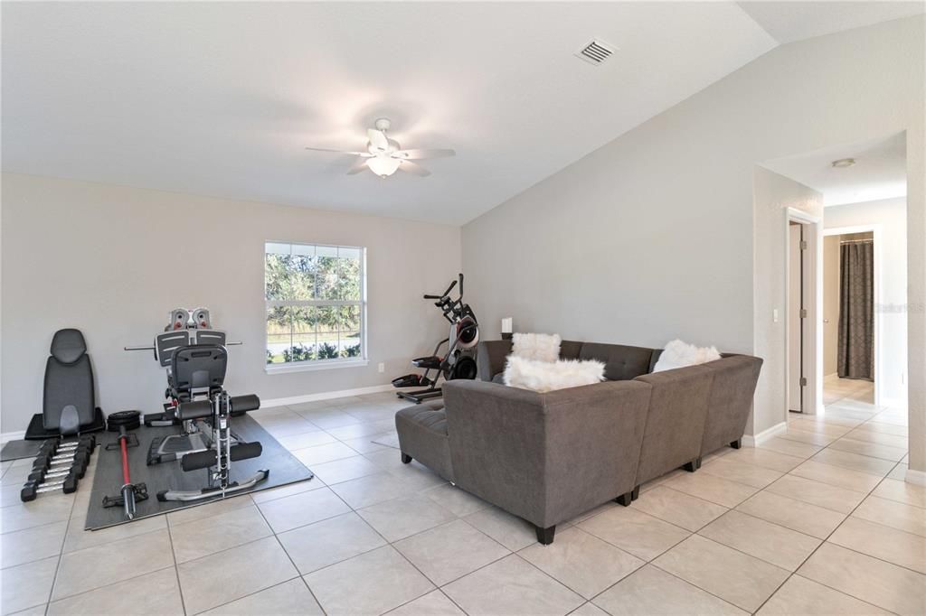 For Sale: $409,000 (3 beds, 2 baths, 1700 Square Feet)