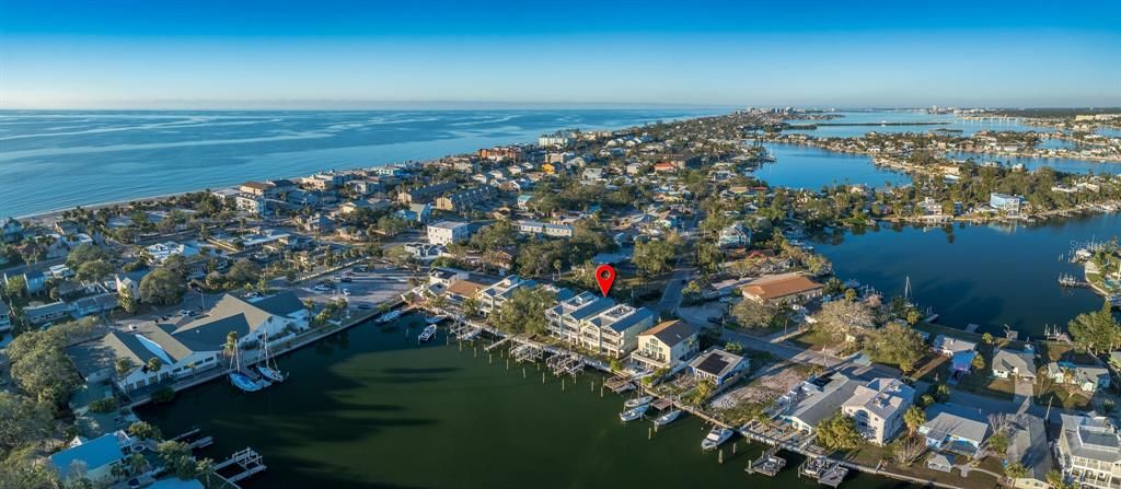 For Sale: $1,250,000 (3 beds, 3 baths, 2080 Square Feet)