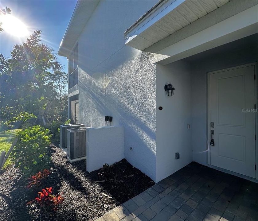 For Rent: $4,200 (3 beds, 2 baths, 1741 Square Feet)