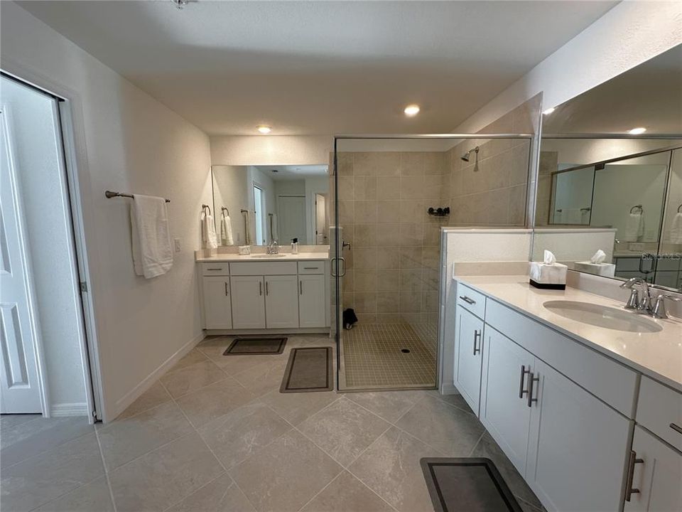 For Rent: $4,200 (3 beds, 2 baths, 1741 Square Feet)