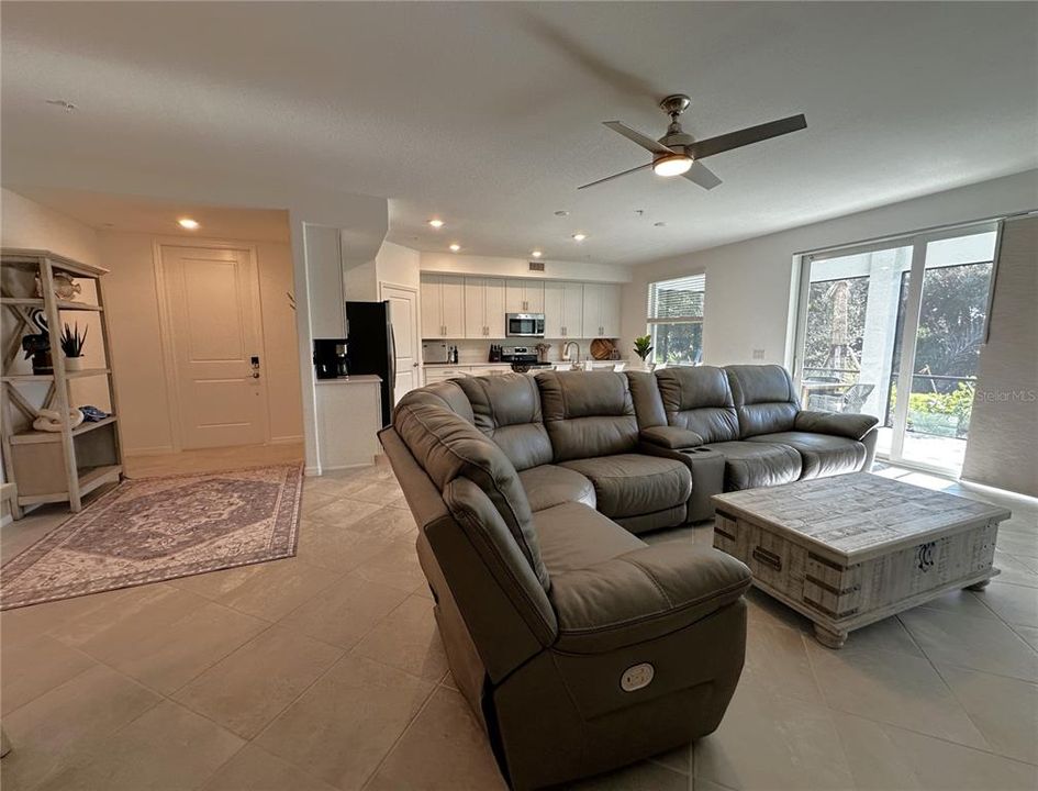 For Rent: $4,200 (3 beds, 2 baths, 1741 Square Feet)