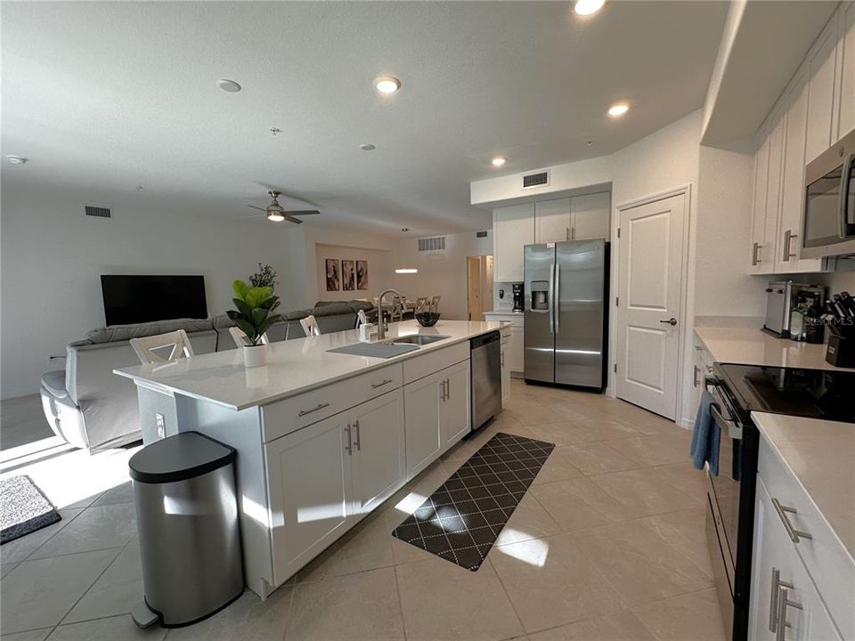 For Rent: $4,200 (3 beds, 2 baths, 1741 Square Feet)