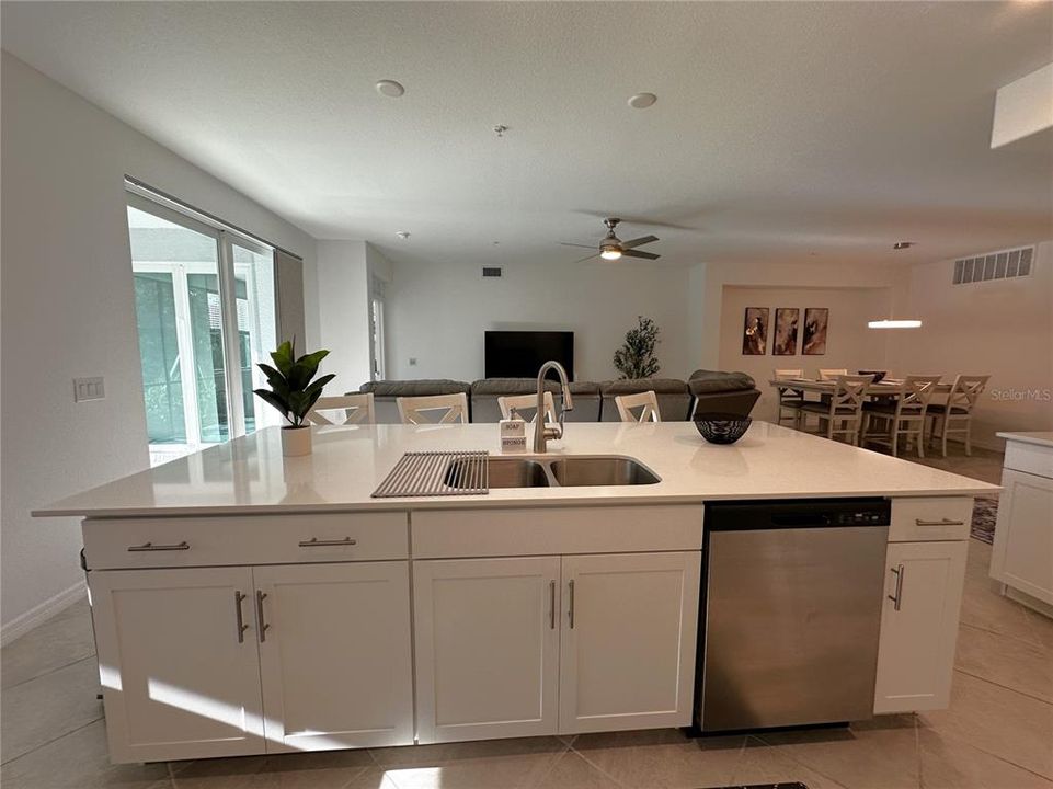 For Rent: $4,200 (3 beds, 2 baths, 1741 Square Feet)