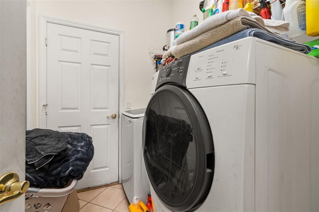 Laundry Room to Garage