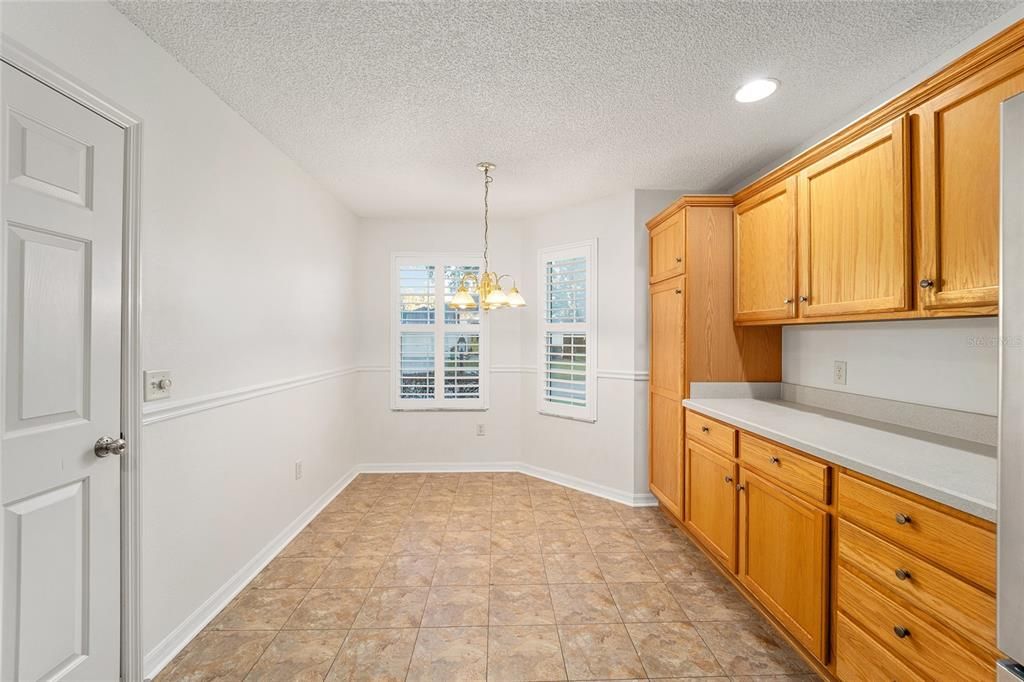 kitchen - looking towards eat in area