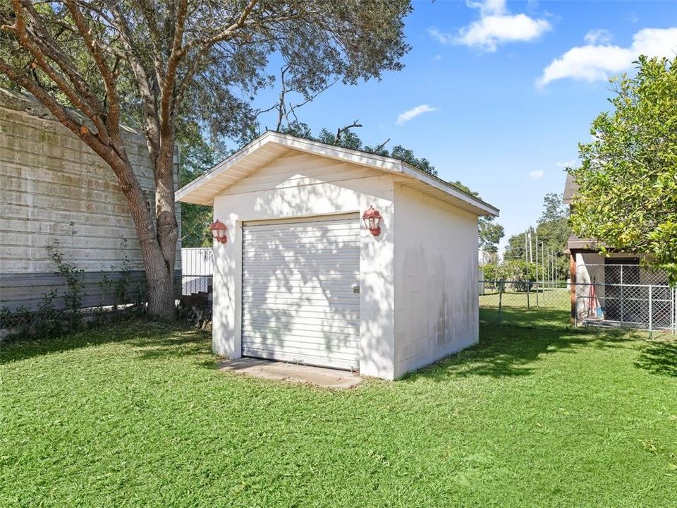 For Sale: $337,900 (3 beds, 2 baths, 1778 Square Feet)