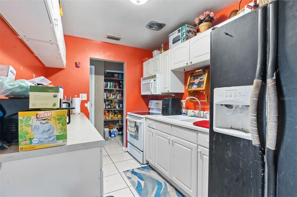 Active With Contract: $175,000 (3 beds, 2 baths, 1204 Square Feet)