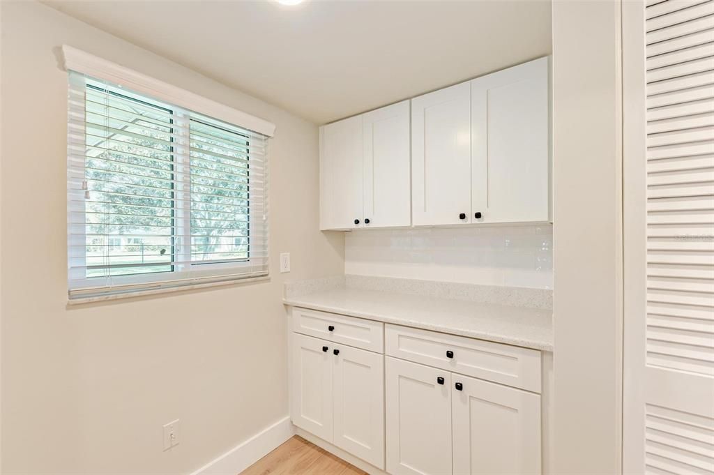 For Sale: $349,000 (2 beds, 2 baths, 1738 Square Feet)