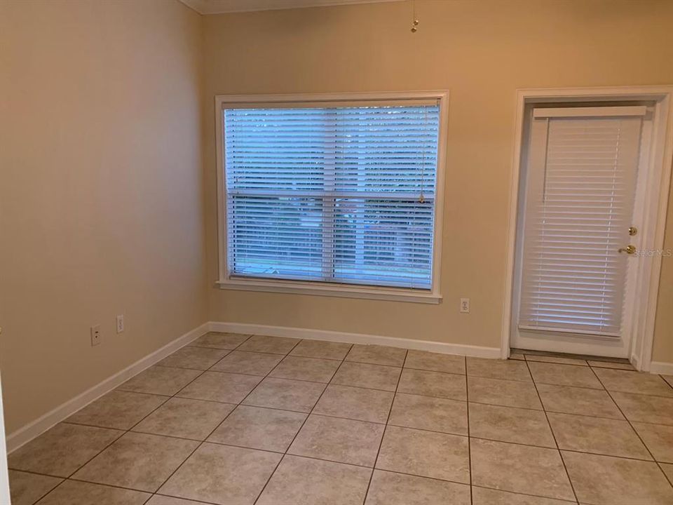 For Rent: $1,595 (2 beds, 2 baths, 1500 Square Feet)