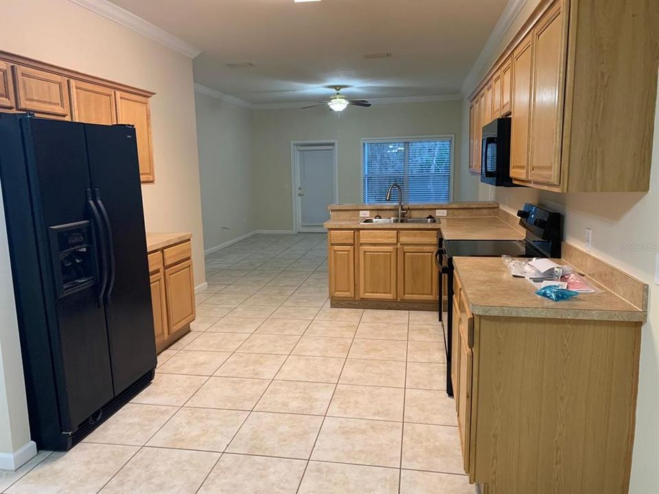 For Rent: $1,595 (2 beds, 2 baths, 1500 Square Feet)